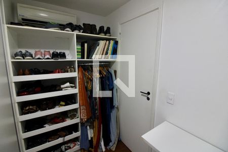 Apartamento à venda com 160m², 4 quartos e 3 vagasQuarto 