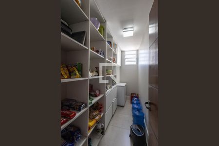 Dispensa de casa à venda com 4 quartos, 440m² em Vila Mafra, São Paulo
