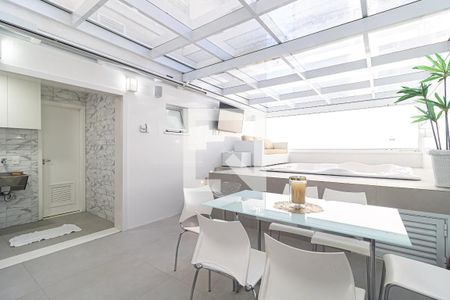 Apartamento à venda com 237m², 2 quartos e 2 vagasÁrea gourmet