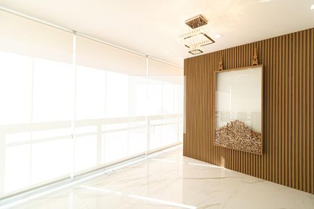 Varanda de apartamento à venda com 2 quartos, 237m² em Barra Funda, São Paulo