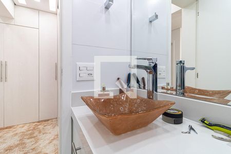Apartamento à venda com 237m², 2 quartos e 2 vagasBanheiro 1