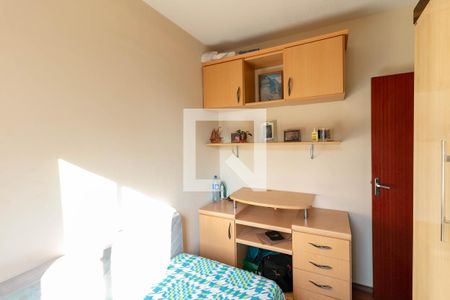Quarto 2 de apartamento para alugar com 2 quartos, 55m² em Caiçaras, Belo Horizonte