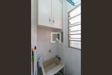 Apartamento para alugar com 55m², 2 quartos e 1 vaga Apartamento para alugar com 55m², 2 quartos e 1 vagaCozinha e Área de Serviço