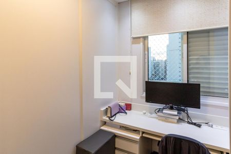 Apartamento à venda com 80m², 2 quartos e 2 vagasEscritório/Closet