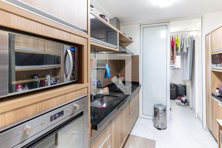 Apartamento à venda com 80m², 2 quartos e 2 vagasCozinha