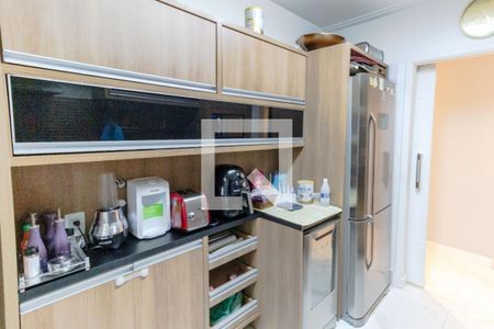 Apartamento à venda com 80m², 2 quartos e 2 vagasCozinha