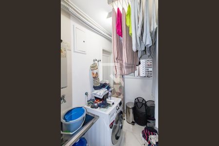 Apartamento à venda com 80m², 2 quartos e 2 vagasÁrea de Serviço