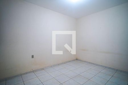Quarto 2 de casa para alugar com 2 quartos, 60m² em Jardim Leocadia, Sorocaba