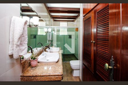 Apartamento à venda com 585m², 6 quartos e 3 vagasBanheiro Social 1