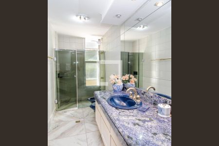 Apartamento à venda com 585m², 6 quartos e 3 vagasBanheiro Social 2