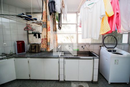 Apartamento à venda com 585m², 6 quartos e 3 vagasArea de Serviço