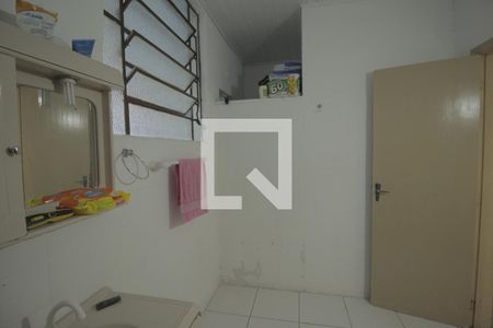 Casa à venda com 200m², 4 quartos e 2 vagasBanheiro 1