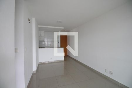 Sala de apartamento para alugar com 3 quartos, 81m² em Jacarepaguá, Rio de Janeiro