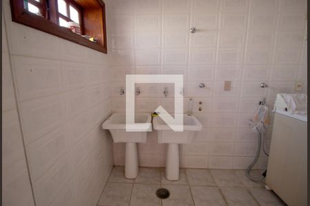 Casa para alugar com 900m², 4 quartos e 3 vagasÁrea de Serviço