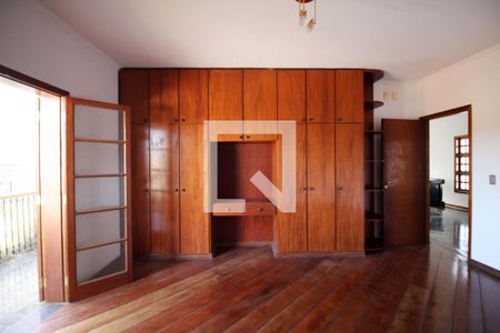 Casa para alugar com 900m², 4 quartos e 3 vagasSuíte 2