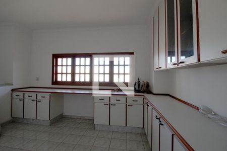 Casa para alugar com 900m², 4 quartos e 3 vagasCozinha 2