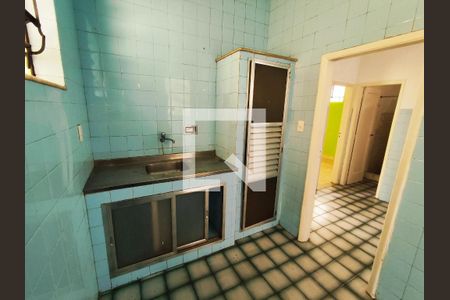 Casa à venda com 200m², 5 quartos e 3 vagasCozinha - Armários