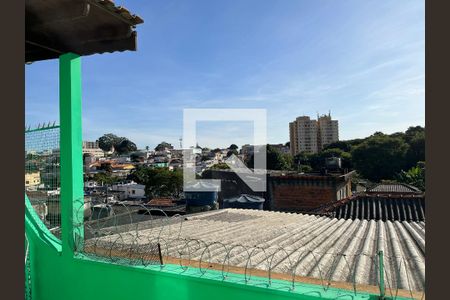 Casa para alugar com 237m², 3 quartos e 3 vagas Casa para alugar com 237m², 3 quartos e 3 vagasQuarto 2