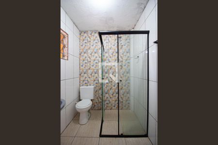 Banheiro de casa para alugar com 1 quarto, 35m² em Conjunto Habitacional A. E. Carvalho, São Paulo
