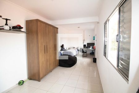 Casa à venda com 277m², 4 quartos e 2 vagasQuarto Edicula