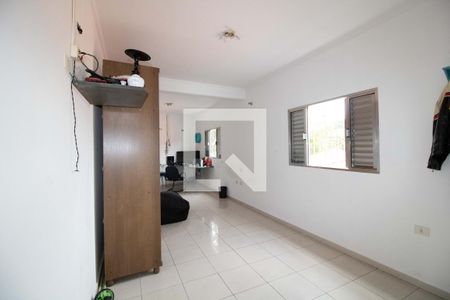 Casa à venda com 277m², 4 quartos e 2 vagasEdicula