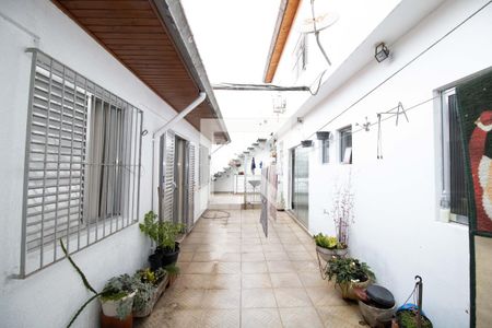 Casa à venda com 277m², 4 quartos e 2 vagasQuintal