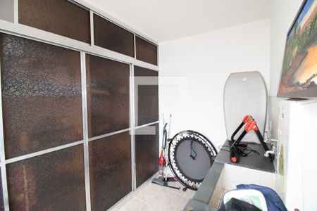 Casa à venda com 277m², 4 quartos e 2 vagasQuarto dos fundos