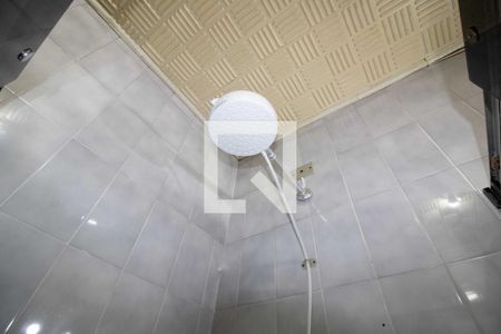 Casa à venda com 277m², 4 quartos e 2 vagasChuveiro