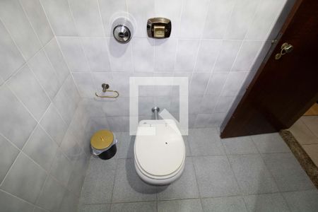 Casa à venda com 277m², 4 quartos e 2 vagasBanheiro