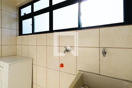 Apartamento à venda com 86m², 3 quartos e 1 vagaÁrea de Serviço