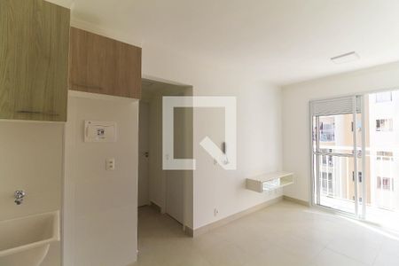 Sala/Cozinha de apartamento para alugar com 2 quartos, 34m² em Cambuci, São Paulo