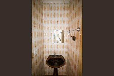 Apartamento para alugar com 56m², 2 quartos e 1 vaga Apartamento para alugar com 56m², 2 quartos e 1 vagaBanheiro