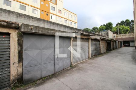 Área comum / Estacionamento de apartamento para alugar com 2 quartos, 56m² em Conjunto Residencial José Bonifácio, São Paulo