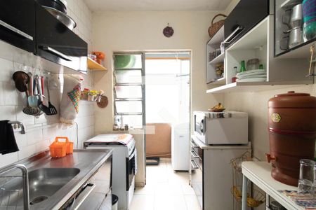 Apartamento à venda com 76m², 3 quartos e 1 vaga Apartamento à venda com 76m², 3 quartos e 1 vagaCozinha e Área de Serviço