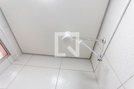 Casa para alugar com 50m², 1 quarto e sem vagaChuveiro