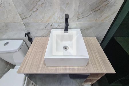 Casa para alugar com 100m², 2 quartos e sem vaga Casa para alugar com 100m², 2 quartos e sem vagaBanheiro da Suíte