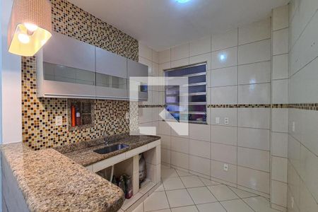 Casa para alugar com 100m², 2 quartos e sem vaga Casa para alugar com 100m², 2 quartos e sem vagaCozinha