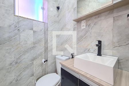 Casa para alugar com 100m², 2 quartos e sem vaga Casa para alugar com 100m², 2 quartos e sem vagaBanheiro da Suíte