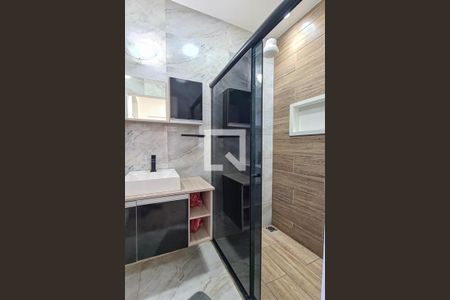 Casa para alugar com 100m², 2 quartos e sem vaga Casa para alugar com 100m², 2 quartos e sem vagaBanheiro da Suíte