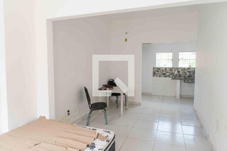Sala e cozinha de kitnet/studio para alugar com 1 quarto, 32m² em Itaipu, Niterói