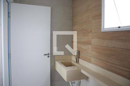 Casa de condomínio para alugar com 183m², 3 quartos e 3 vagasBanheiro