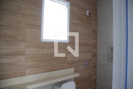 Casa de condomínio para alugar com 183m², 3 quartos e 3 vagasBanheiro