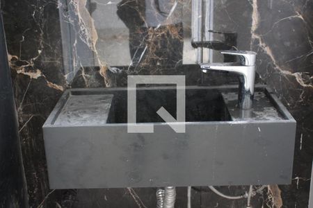 Casa de condomínio para alugar com 183m², 3 quartos e 3 vagasLavabo