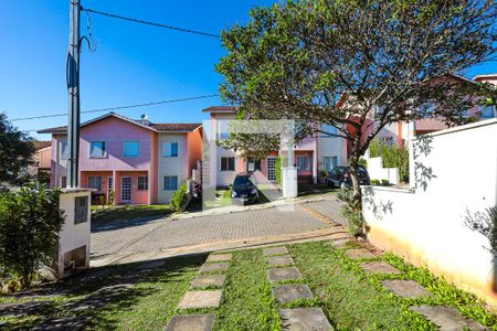 Vista de casa de condomínio para alugar com 3 quartos, 90m² em Jardim Ipes, Cotia