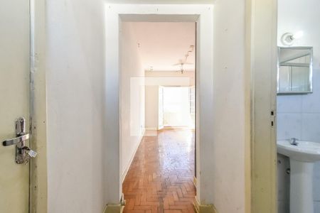 Studio à venda com 39m², 1 quarto e sem vaga Studio à venda com 39m², 1 quarto e sem vagaEntrada