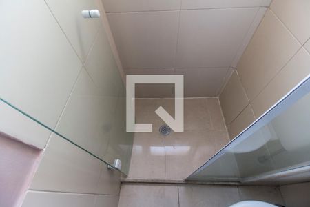 Apartamento para alugar com 73m², 2 quartos e 1 vaga Apartamento para alugar com 73m², 2 quartos e 1 vagaDetalhe do Banheiro da Suite