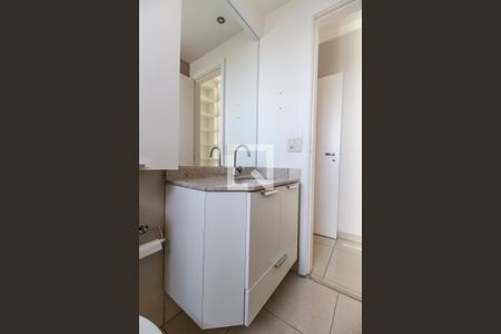 Apartamento para alugar com 73m², 2 quartos e 1 vaga Apartamento para alugar com 73m², 2 quartos e 1 vagaBanheiro da Suíte