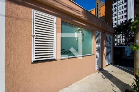 Apartamento para alugar com 107m², 2 quartos e 1 vagaFachada