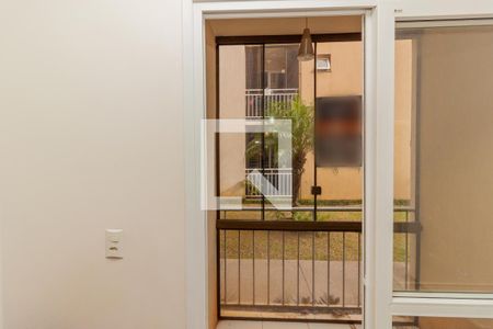 Apartamento para alugar com 59m², 2 quartos e sem vagaSacada