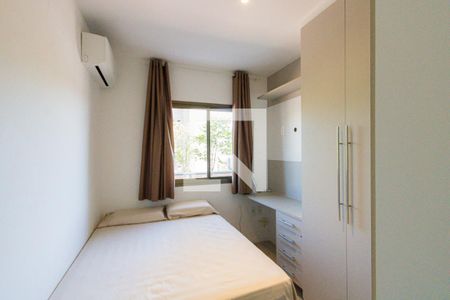 Quarto 1 de apartamento para alugar com 2 quartos, 66m² em Curicica, Rio de Janeiro